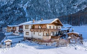 Apart Wiesengrund